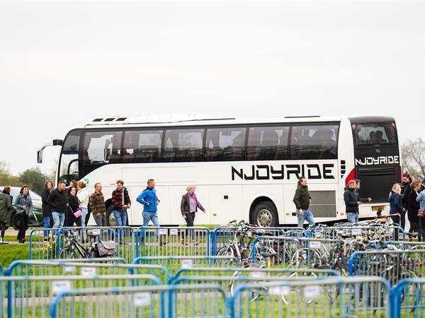 Touringcar 47  personen